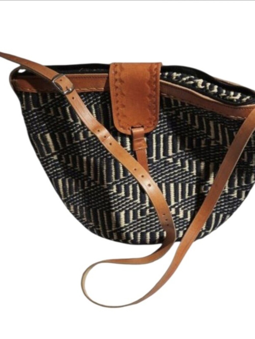 Kiondo Sisal Kikapu Tote Bag -Black and cream